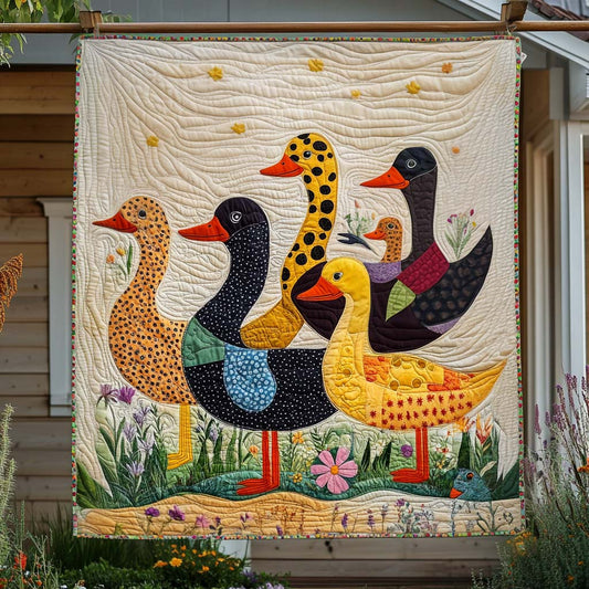 Spotted Friends Quilted Blanket NCU0NT778