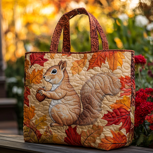 Squirrel Bliss Quilted Tote Bag NCU0DK9286