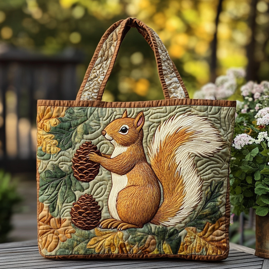 Squirrel Delight Quilted Tote Bag NCU0DK9288