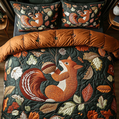 Squirrel in Autumn Glow 3-Piece Quilted Bedding Set NCU0PT7857