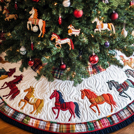 Stallion Dream Christmas Quilted Tree Skirt NCU0NT1727
