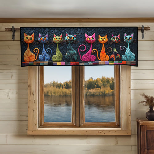 Starry Eyed Cat Quilted Valance NCU0PT7129
