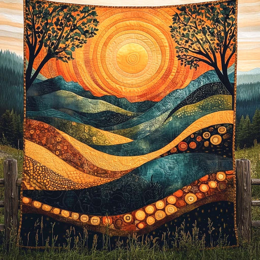 Sunburst Valley Quilted Blanket NCU0XD112