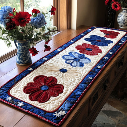 The American Bloom Quilted Table Runner NCU0PT4202