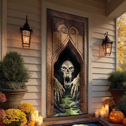 The Silent Visitor Quilted Door Cover NCU0PT11879