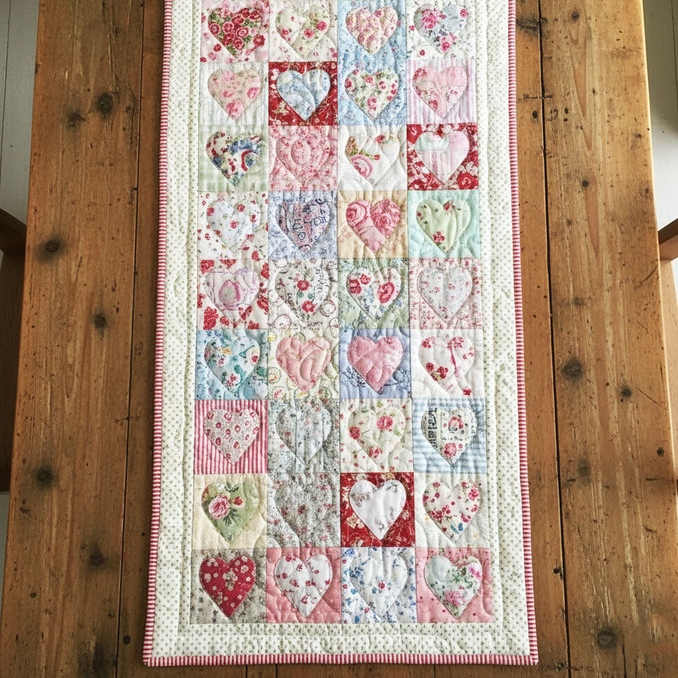 Timeless Heart Quilted Table Runner NCU0TV1495