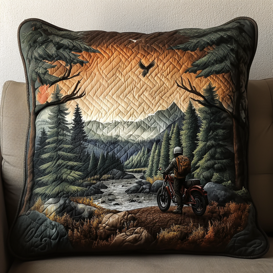 Trail Adventure Quilted Pillow Case NCU0DK7881