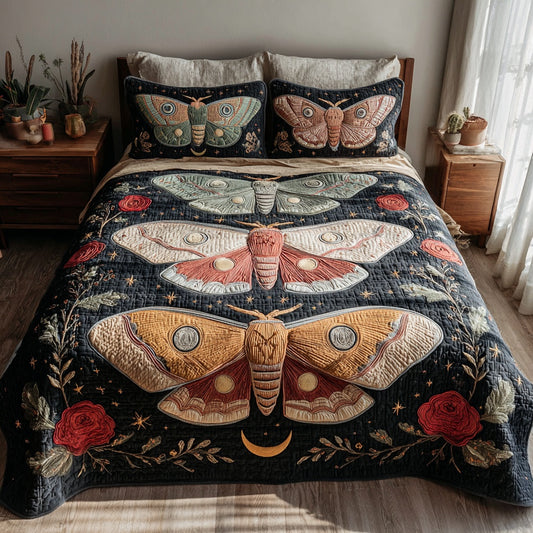 Trio Moths 3-Piece Quilted Bedding Set NCU0VL3744