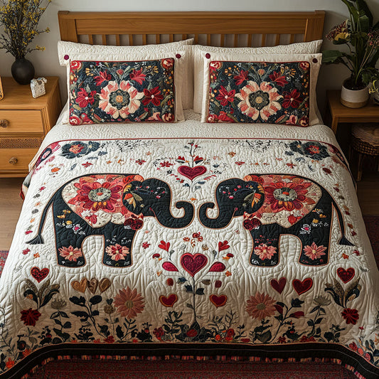 Trunk-ly in Love 3-Piece Quilted Bedding Set NCU0PT2985