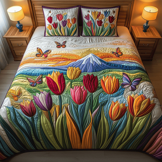 Tulip Valley 3-Piece Quilted Bedding Set NCU0TH2582
