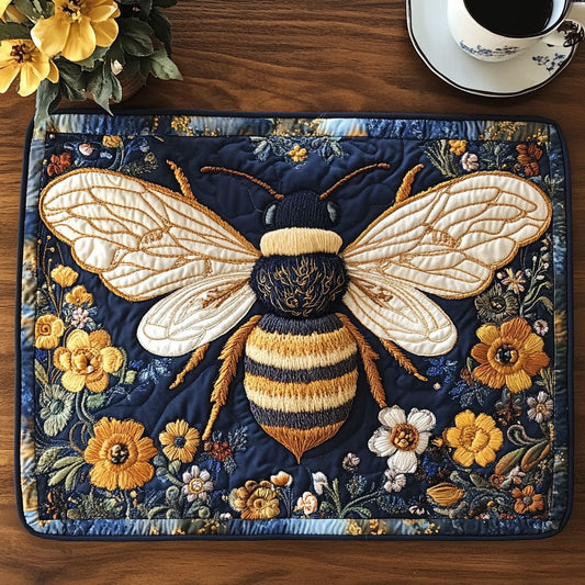 Vintage Bumblebee Quilted Placemat NCU0NT4378