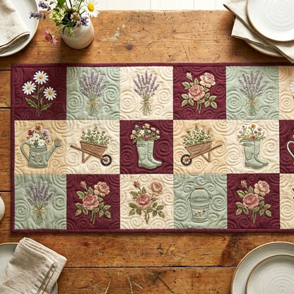 Vintage Garden Quilted Table Runner NCU0TV1783