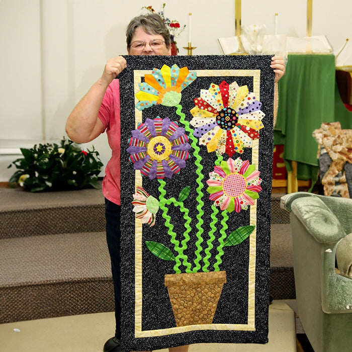 Vivid Blooms Pot Quilted Table Runner NCU0TL439