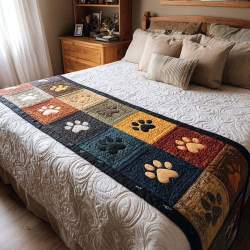 Warm Pawstep Quilted Bed Runner NCU0TV1184