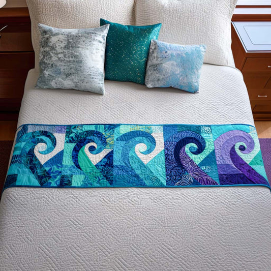 Wave Pattern Quilted Bed Runner NCU0NT9956