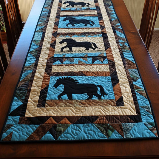 Western Serenade Quilted Table Runner NCU0PT4349