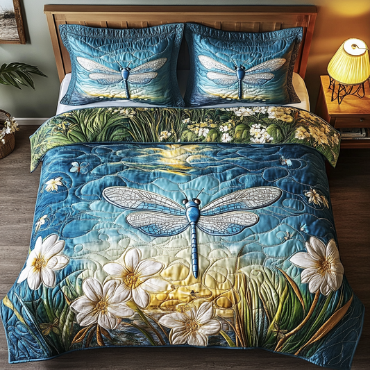 Flowing Wings 3-Piece Quilted Bedding Set NCU0VH3945