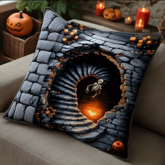 Haunted Spiral Quilted Pillow Case NCU0XD754